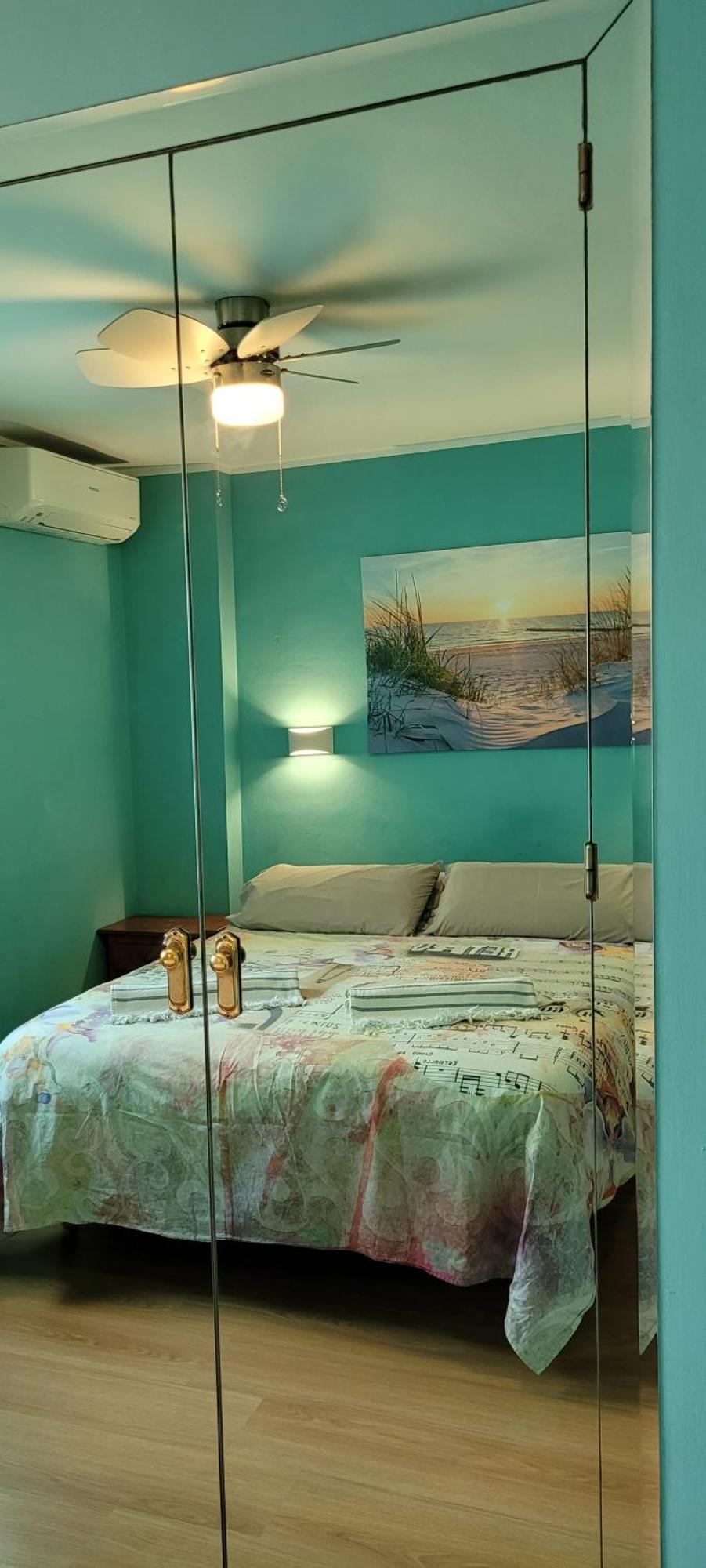 Semi-Detached Adosado Con Encanto -130 M2 - Wifi 600 Mb - Piscina Comunitaria - Patio Privado Torremolinos Kültér fotó